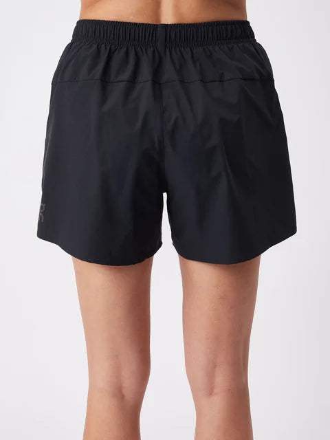 ON Womens Essential Shorts Black