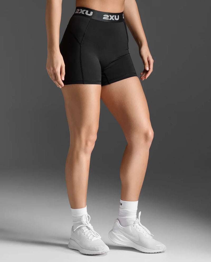 2XU Womens 3 Inch Everyday Compression Short-Black/Black