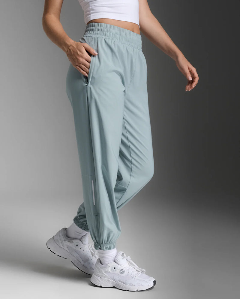 2XU Aero Hi-Rise Woven Jogger-Smoke Blue/White Reflective